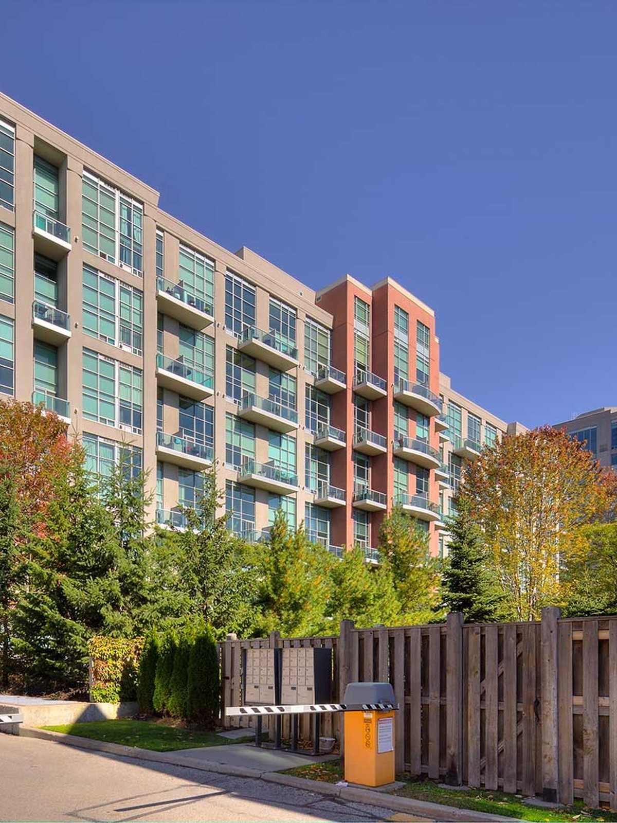 Skylofts II at Mystic Pointe at 200 Manitoba St