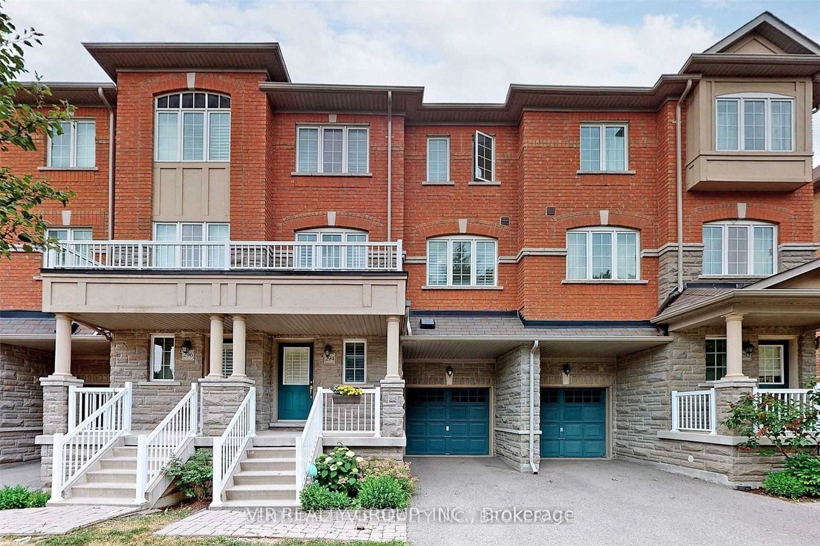 294 Church St S, Richmond Hill