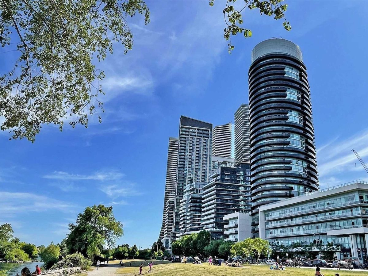 80 Marine Parade Dr #403
